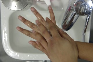 How to wash your hands